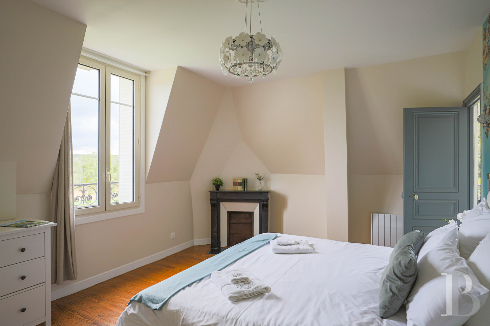 A fully renovated 1900s private mansion in a village in Perche, just an hour and a half from Paris - photo  n°27